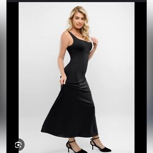 Popilush Built in shapewear Square neck Sleeveless Maxi dress